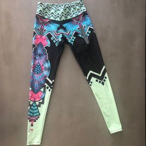 Aztec pattern Yoga pants